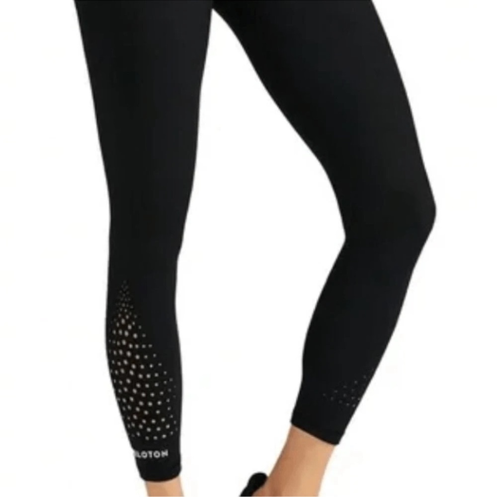 Peloton Cadence Laser Dot Legging in Size Large Color Black